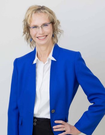 Tina Hallis 1 Tina Hallis 1